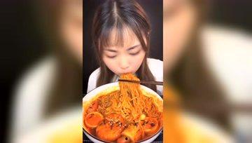 娱乐吃瓜酱一个人做饭  第3张