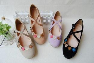 娱乐吃瓜小花鞋,揭秘明星们的时尚宠儿 第3张 娱乐吃瓜小花鞋,揭秘明星们的时尚宠儿 第3张