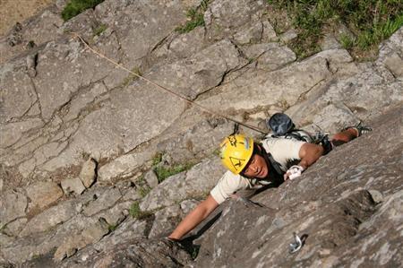 娱乐吃瓜酱拐进大山,揭秘不为人知的奇幻之旅 第2张 娱乐吃瓜酱拐进大山,揭秘不为人知的奇幻之旅 第2张